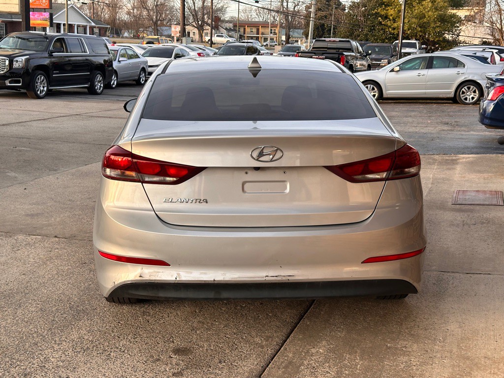 2018 Hyundai Elantra Image 6