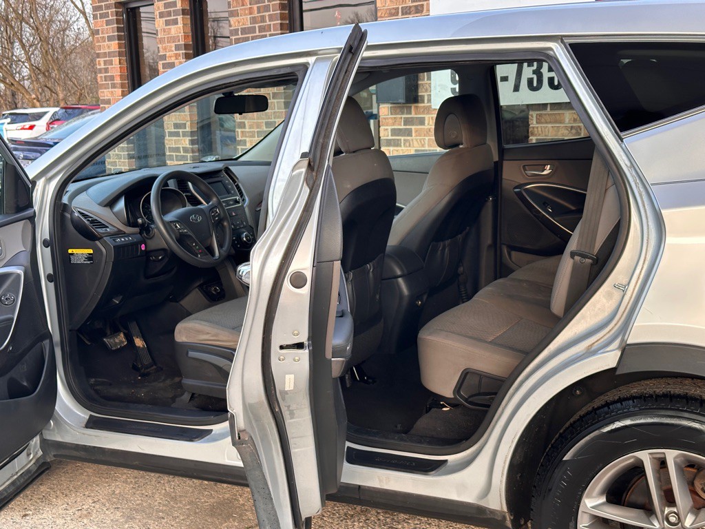 2017 Hyundai Santa Fe Sport Image 8