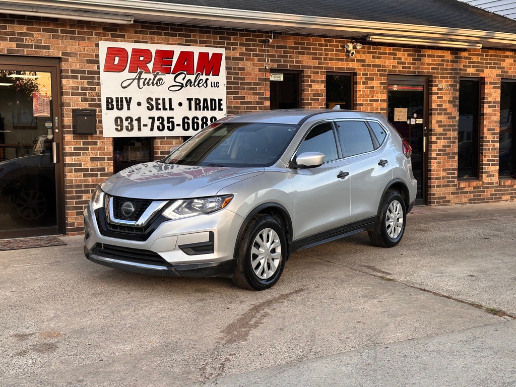 2018 Nissan Rogue Image 2