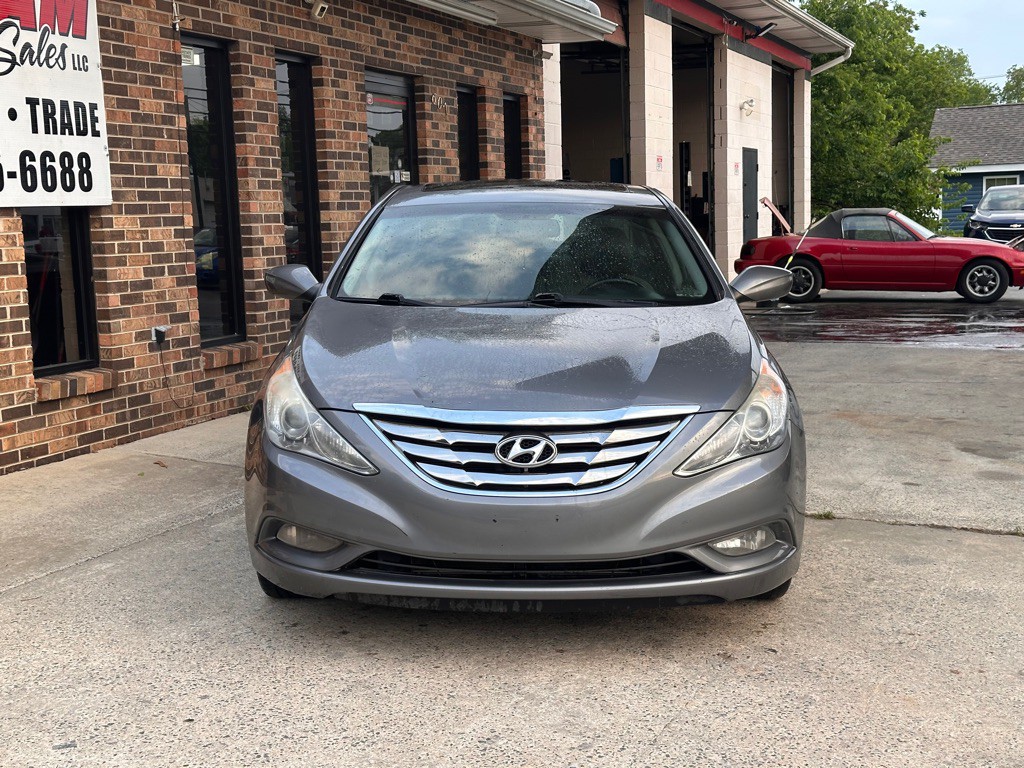2013 Hyundai Sonata Image 3