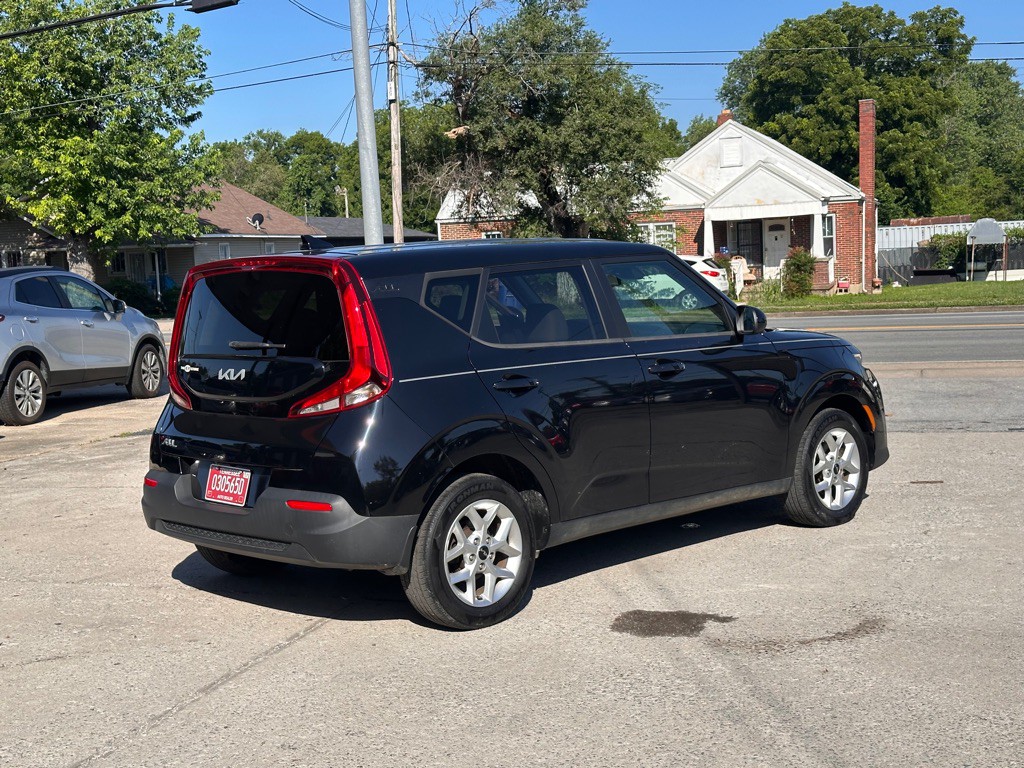 2022 Kia Soul Image 7