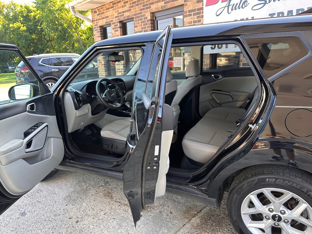 2022 Kia Soul Image 9