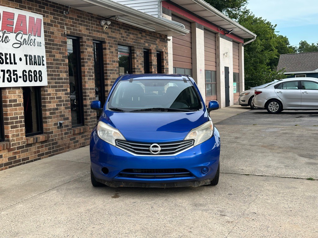 2014 Nissan Versa Image 3