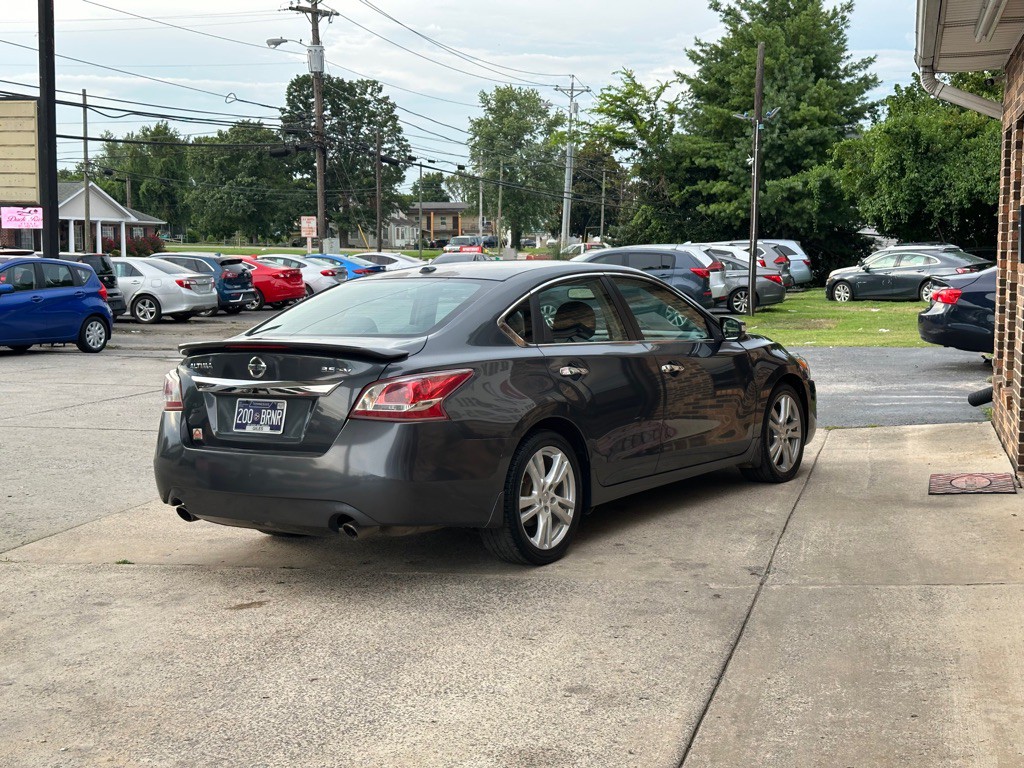 2013 Nissan Altima Image 7