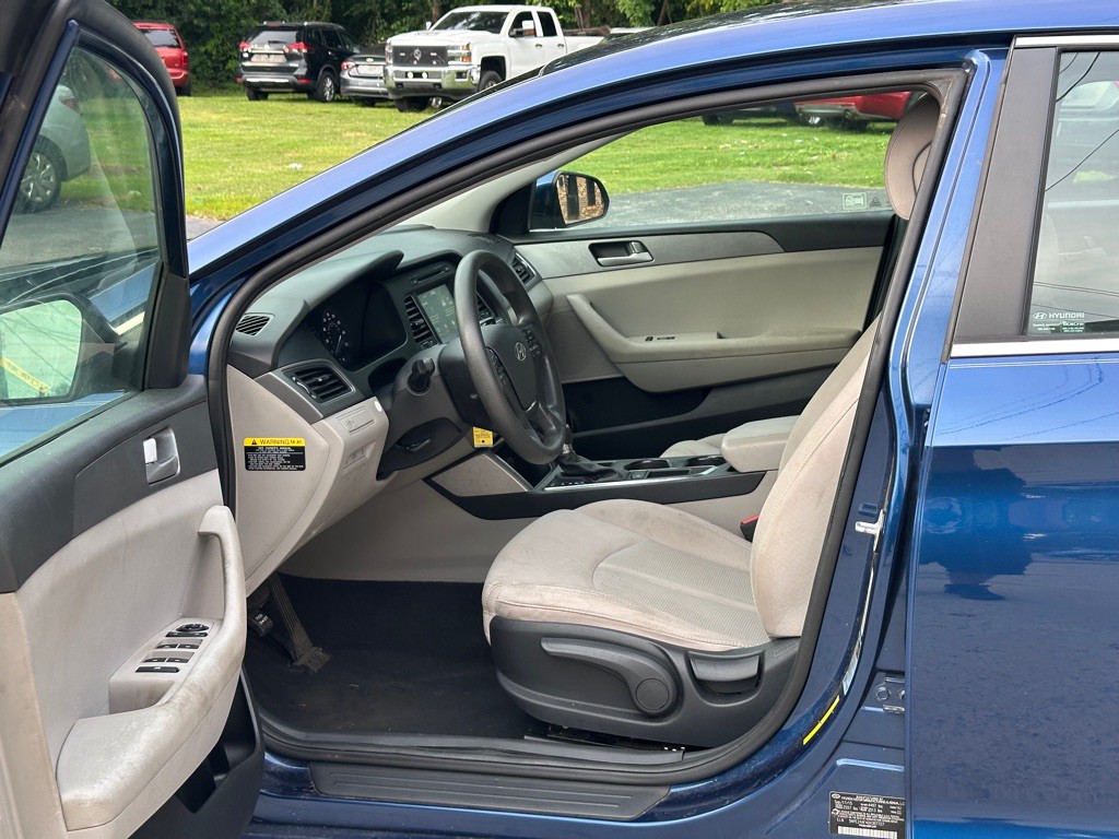 2016 Hyundai Sonata Image 8